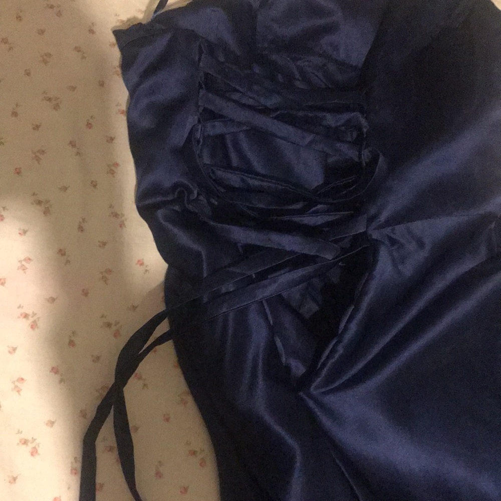 Dark blue. Size 2 - Picture 3 of 9
